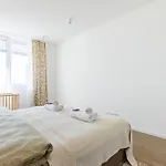 Apartman Escape On Chalupkova *