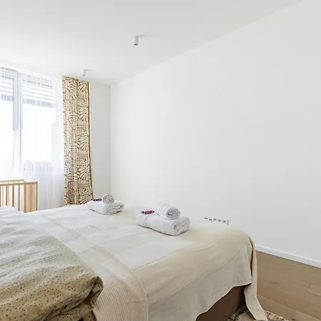 Apartament Escape On Chalupkova *